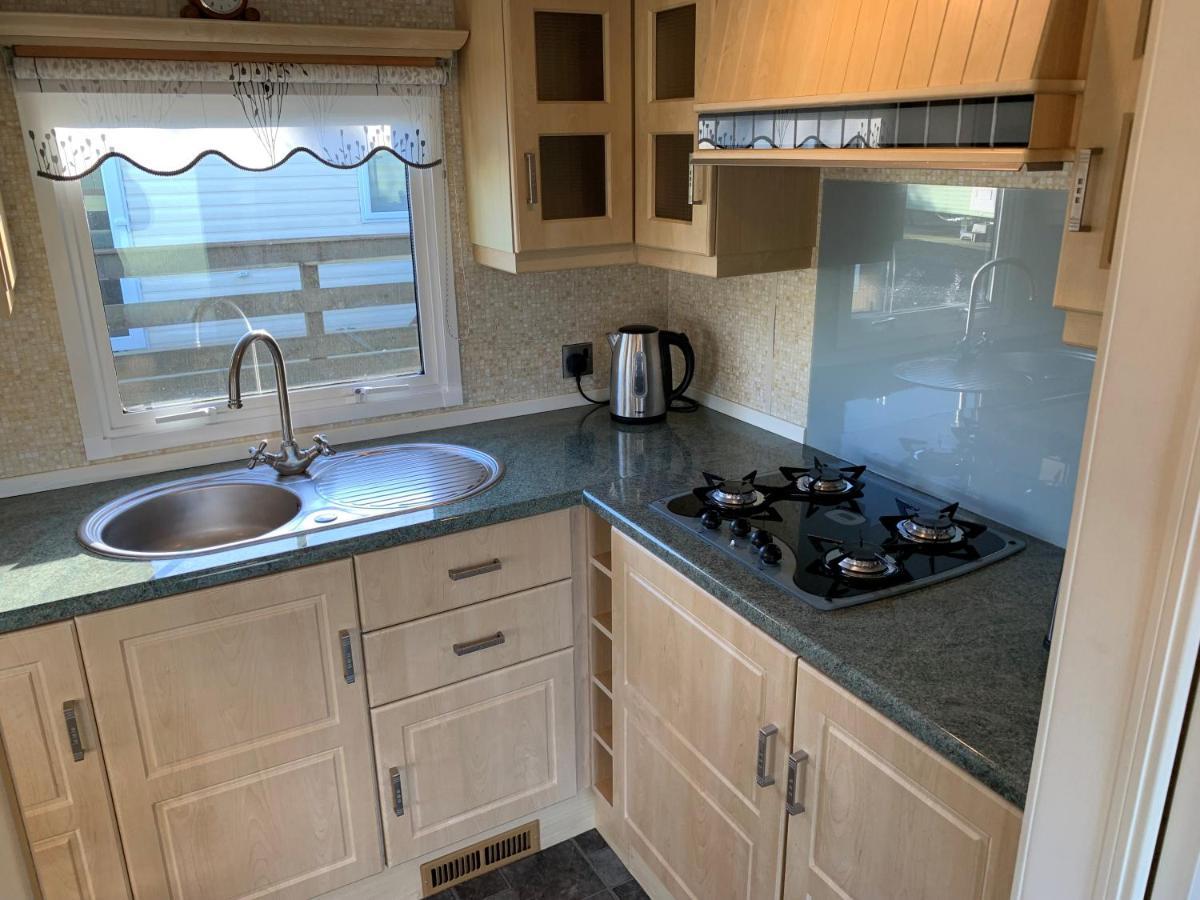 Lovely Static Holiday Caravan Near Whithorn Exterior foto