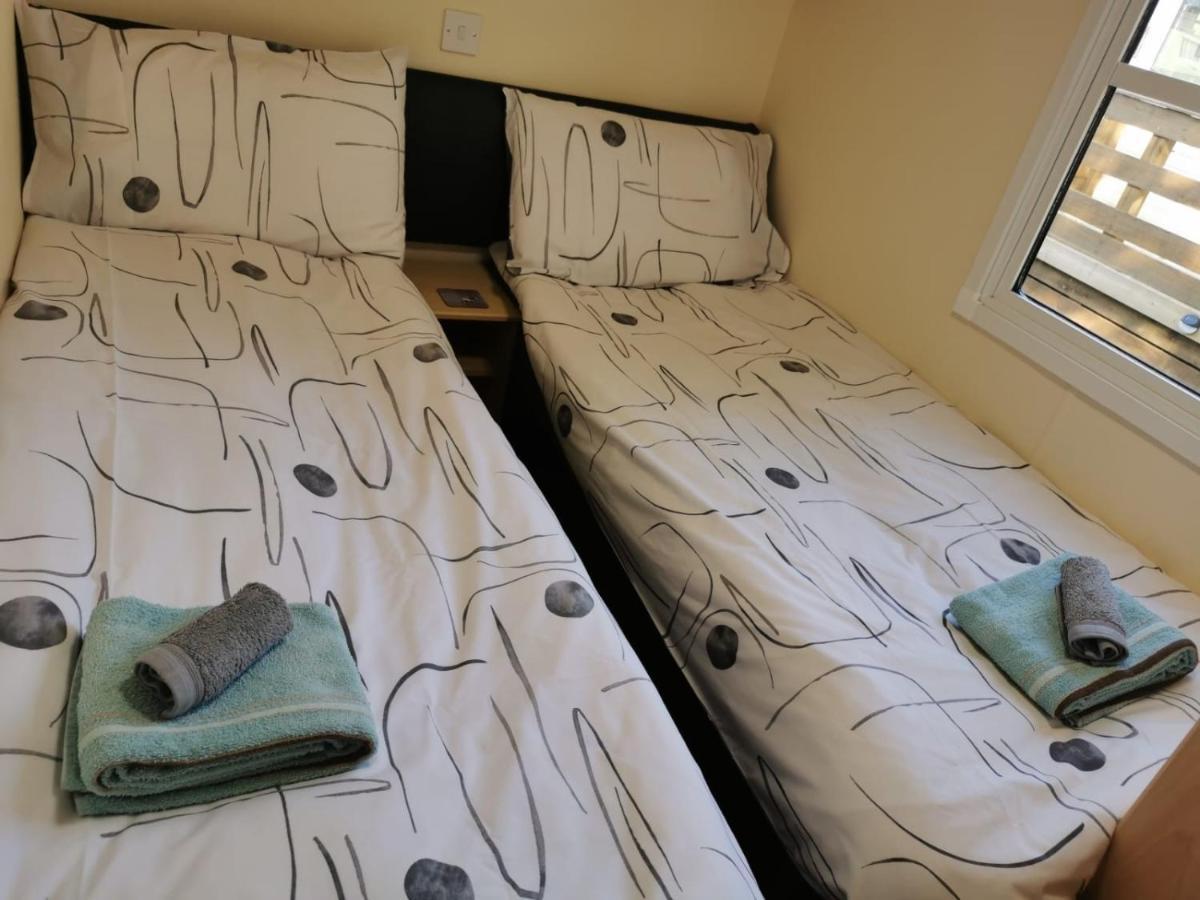 Lovely Static Holiday Caravan Near Whithorn Exterior foto